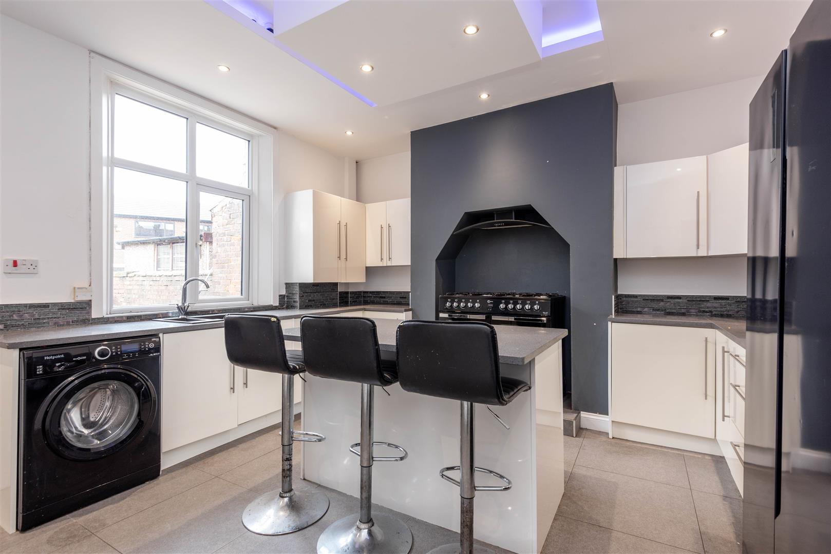 3 bed property in Market Street, Chorley